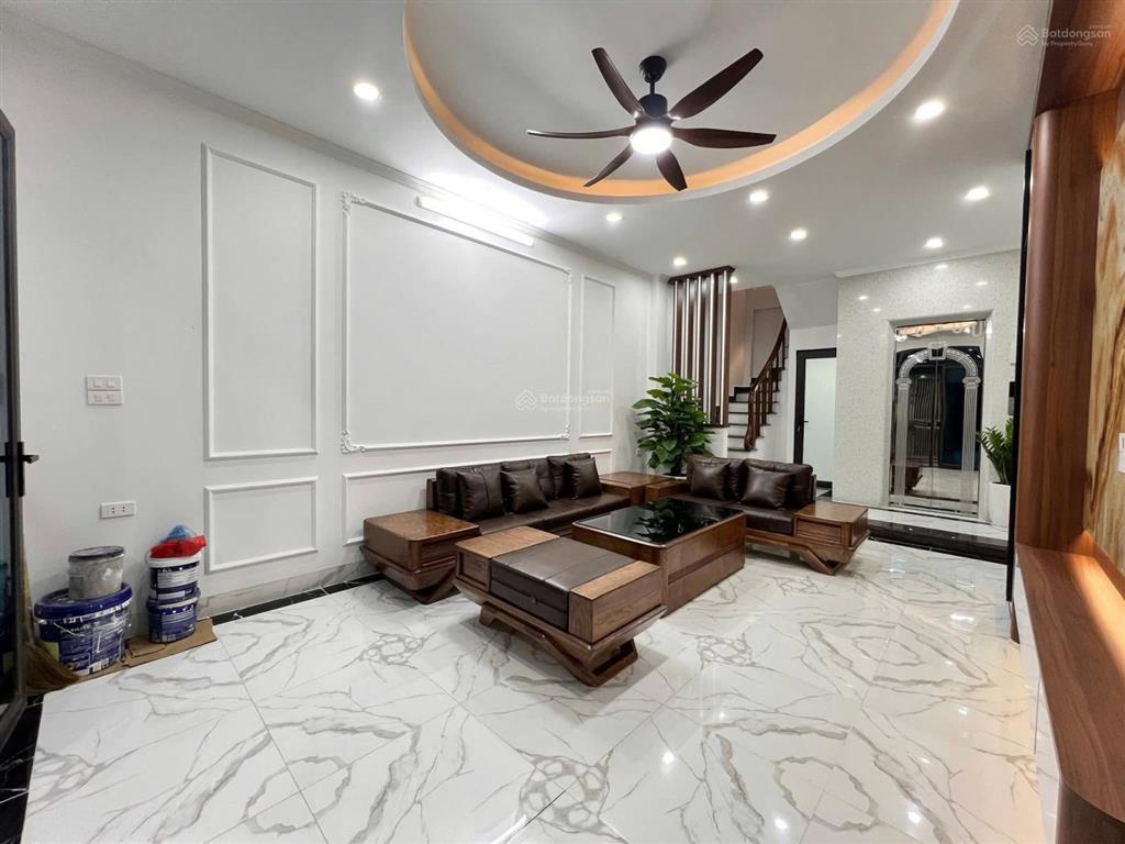 Gấp! đội cấn, nhà mới đẹp, ngõ ôtô, thông tứ tung, 50m ra phố, 2 thoáng, sân xe, 45m2*6t