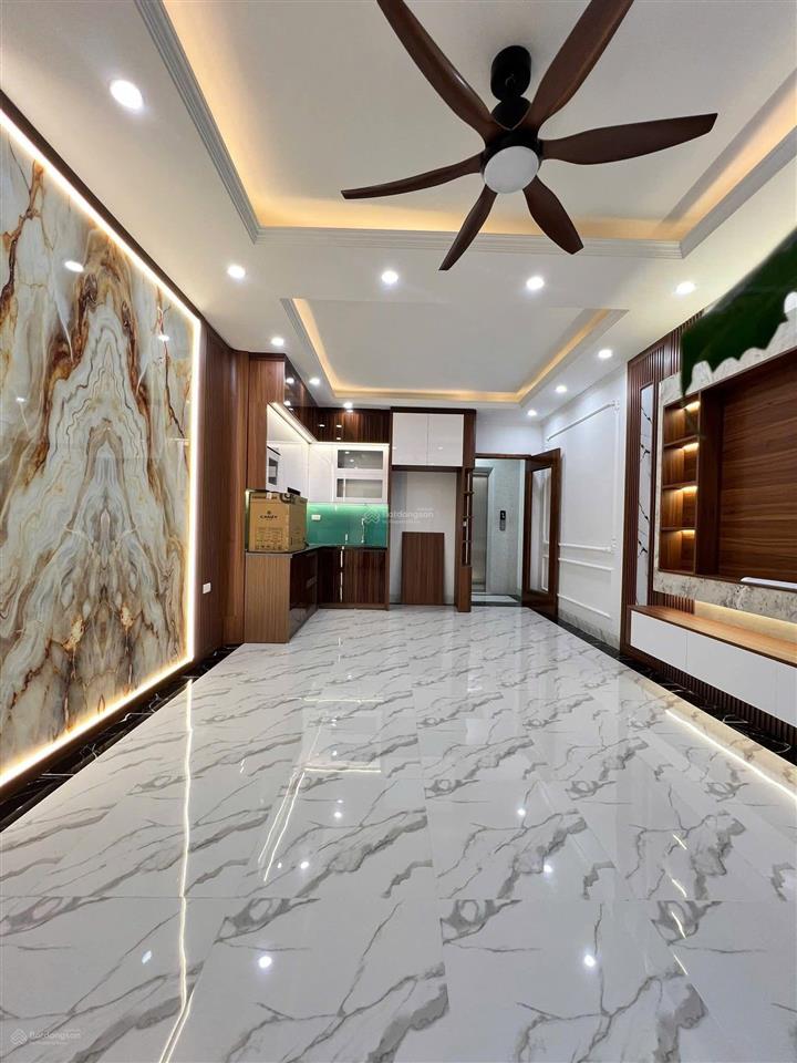 Gấp! đội cấn, nhà mới đẹp, ngõ ôtô, thông tứ tung, 50m ra phố, 2 thoáng, sân xe, 45m2*6t