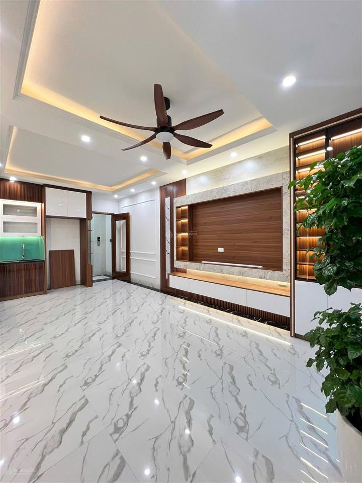 Gấp! đội cấn, nhà mới đẹp, ngõ ôtô, thông tứ tung, 50m ra phố, 2 thoáng, sân xe, 45m2*6t