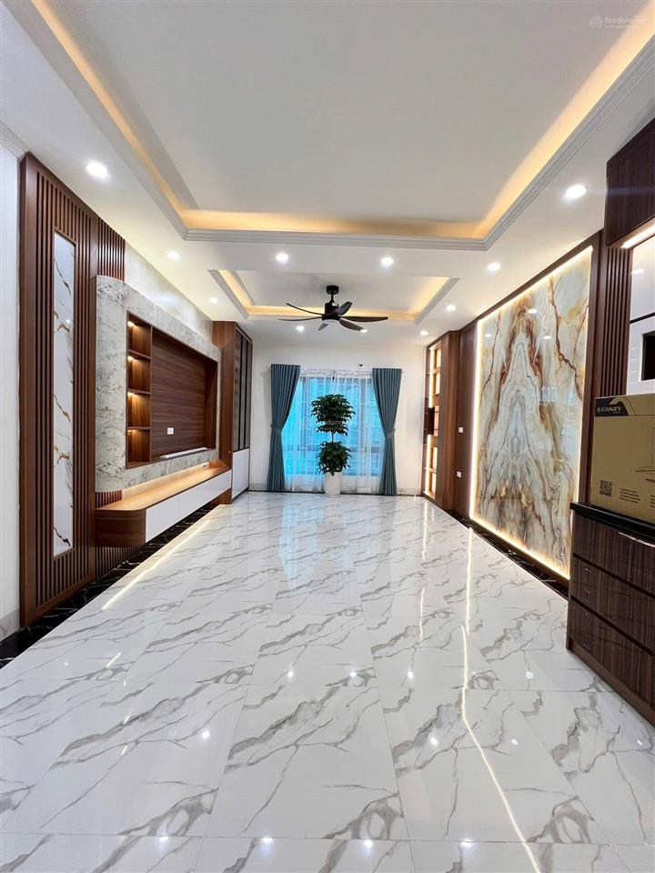 Gấp! đội cấn, nhà mới đẹp, ngõ ôtô, thông tứ tung, 50m ra phố, 2 thoáng, sân xe, 45m2*6t