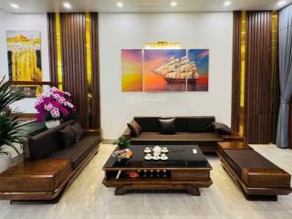 Tin thật! lô góc ngay mặt ngõ cầu giấy, 1bước ra phố, sát ôtô, lắp thang máy, ở sướng, cho thuế tốt