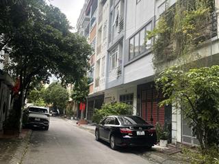 Bán nhà ô tô tránh vỉa hè 12,3 tỷ, 40m2 tại đường 19/5, văn quán, hà đông, hà nội