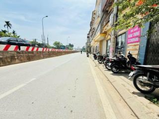 Bán đất tại mặt phố đông ngạc, 11 tỷ, 46m2, mặt tiền 5.6m, pháp lý đầy đủ, view sông
