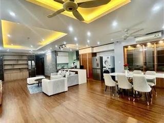 Bán nhà đẹp xây kiểu biệt thự 3 tầng  phú thượng, tây hồ, dt 140m2, gara rộng, 31,5 tỷ