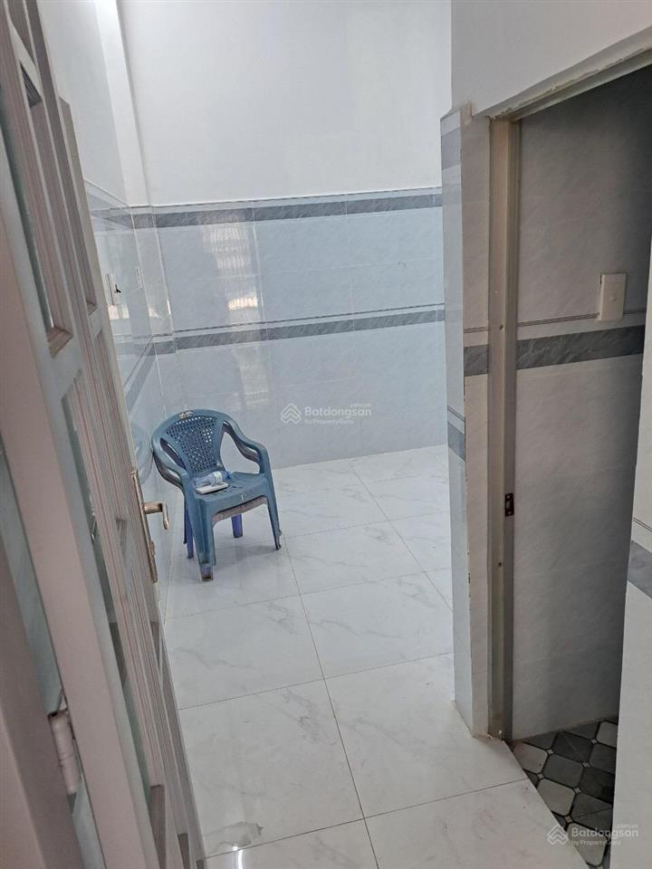 Bán nhà mặt tiền đường số 6, gò vấp ngang 4m, dài 11m trệt lầu hc đủ