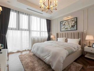 Bán gấp căn góc dự án 93 láng hạ, full nội thất tầng đẹp giá chỉ 125tr/m2.  0933 218 ***
