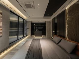 Bán căn 2pn nhà hướng nam, view hồ đẹp giá chỉ 120tr/m2 green diamond 93 láng hạ.  0933 218 ***