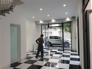Cho thuê nhà tân mai vừa mới xây, 5 tầng diện tích 225m2, giá cho thuê 16tr/tháng.  0933 218 ***