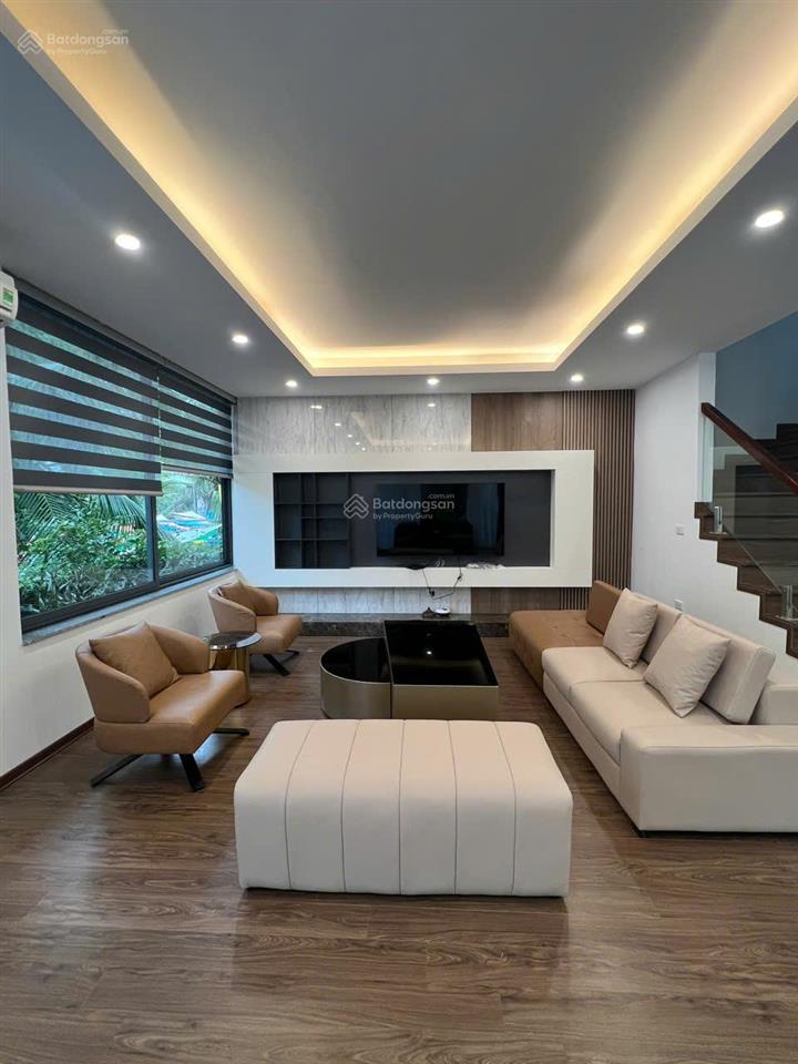 Chính chủ cần bán căn hộ chung cư liễu giai tower, 2n, 69m, giá 8.6 tỷ, full nội thất mới