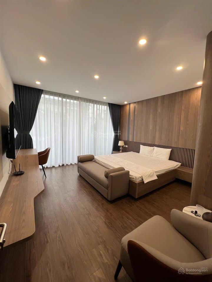 Chính chủ cần bán căn hộ chung cư liễu giai tower, 2n, 69m, giá 8.6 tỷ, full nội thất mới