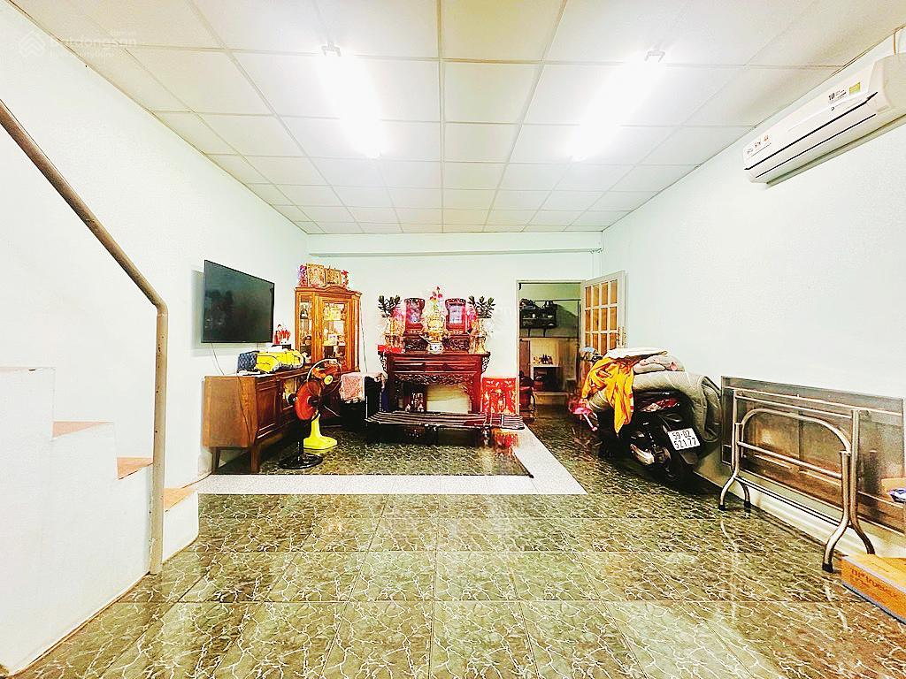 Bán nhà  mặt tiền kinh doanh thoại ngọc hầu  100m2 ngang hơn 5m  sổ đẹp nở hậu  nhỉnh 10tỷ .