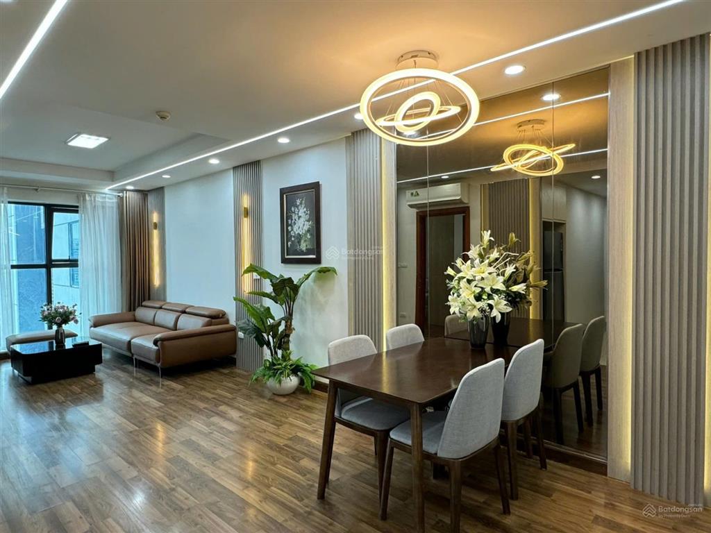 Tôi bán căn hộ 24t2 hapulico complex, thanh xuân, 120m2, 3pn, 2wc. giá 10,5 tỷ