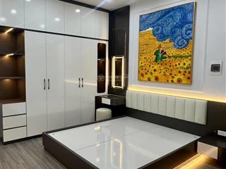 Tôi bán căn hộ 3 ngủ, tòa n4 kdt trung hòa nhân chính, 90m2, 3pn, 2wc. giá 6,3 tỷ.