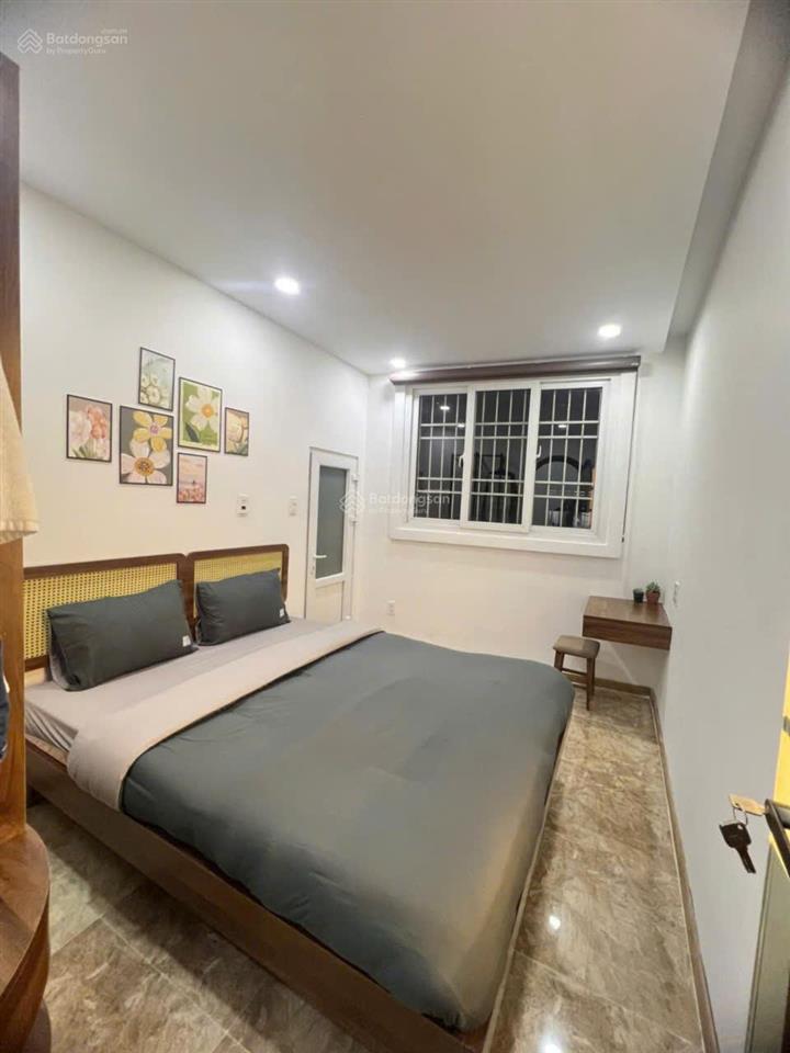 Cho thuê nhà nguyên căn  2 pn  đầy đủ nội thất  đường ô tô  đường phạm hồng thái  p10  đà lạt