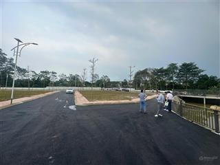 Chính chủ bán đất tại quốc lộ 21 ngã tư lục quân, hòa lạc đường 2 ô tô đi metro 1,5 tỷ, 121,8 m2