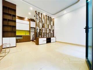 Bán nhà đẹp ở ngay phố đại từ, 30m ra otô, 36m, 5 tầng, 5m mt, gía 8,9 tỷ