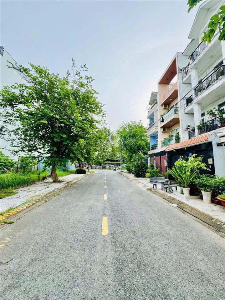 Khan hiếm  bán nhà khu nguyễn hoàng , p an phú, quận 2, dt 7x20, 3 tầng, chỉ 30 tỷ 0938 527 ***