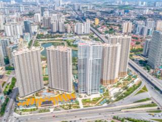 (chính chủ). bán gấp quỹ căn hộ 2pn  72m2 chung cư vinhomes d'capitale giá cả hợp lý