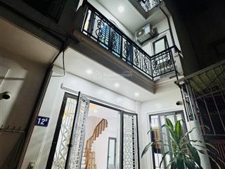 Bán nhà nam dư , hoàng mai , 37m , 5 tầng , 6.8 tỷ, đẹp lung linh.