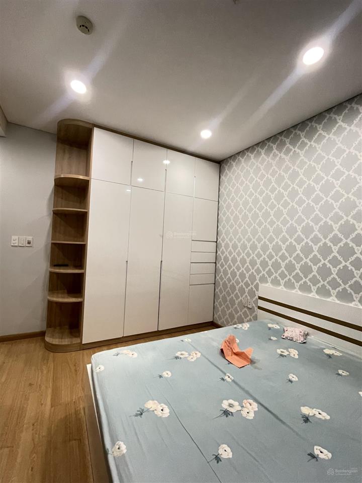 Cho thuê 2pn giá 9 triệu cc hưng phát silver star đầy đủ nội thất
