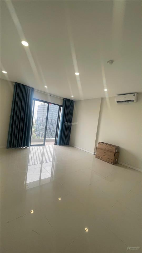 Bán gấp căn hộ lavida plus 37m2 giá 2tỷ3 bao gồm nội thất đầy đủ, có hợp đồng thuê sẵn