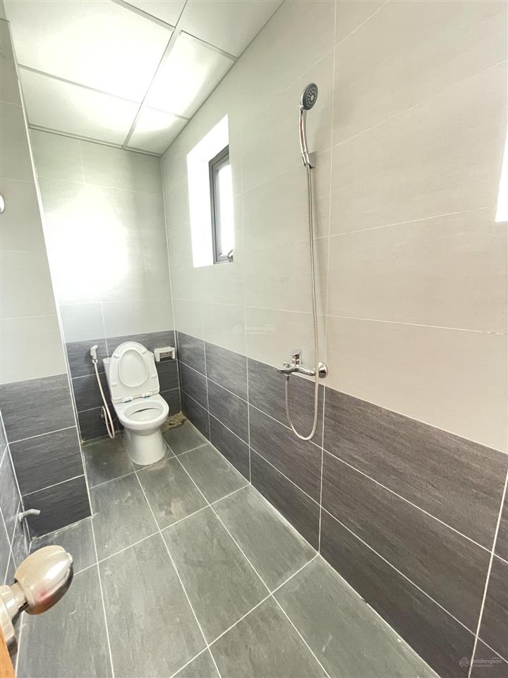 Gấp bán căn hộ hưng phát giá dưới 3 tỷ, 82m2, 2pn, 2wc, view đẹp, đã có sổ hồng