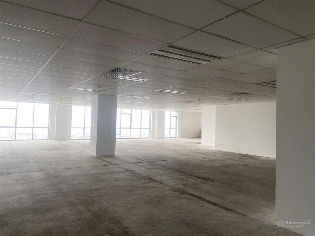 Cho thuê văn phòng dt 150m2 tại tòa nhà plaschem 562 nguyễn văn cừ, long biên