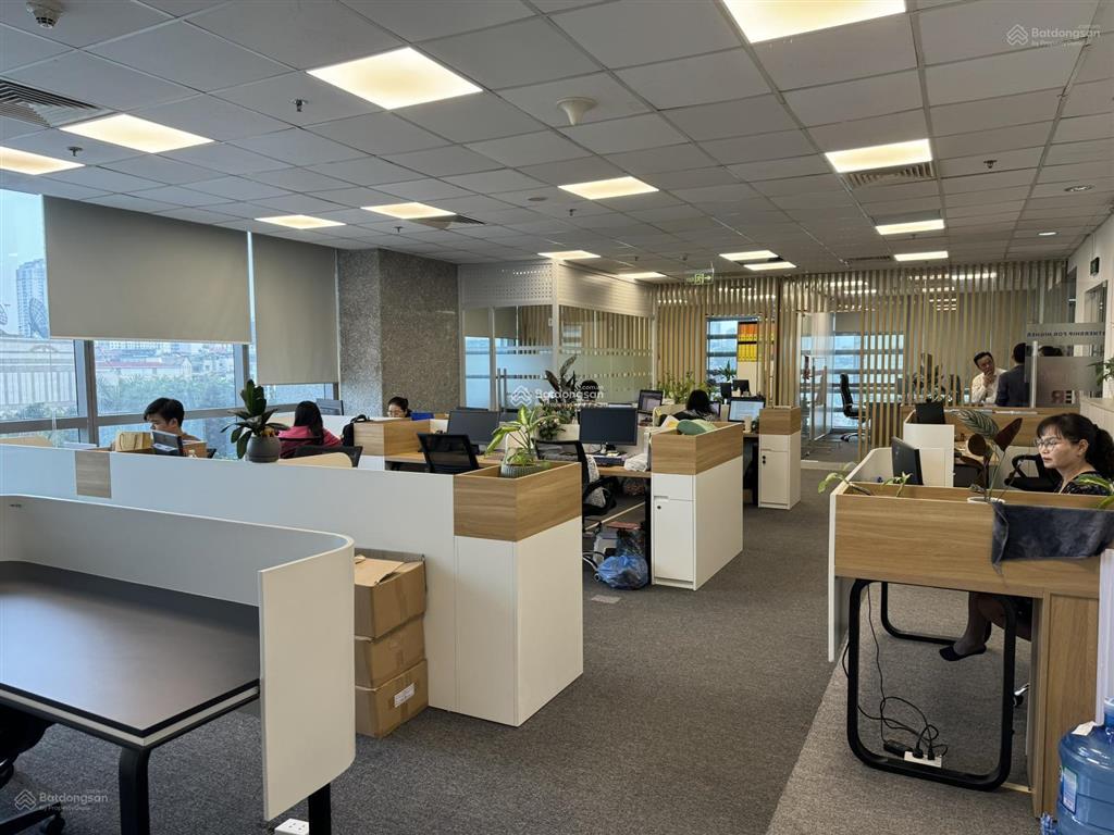 Chính chủ cho thuê văn phòng tại 81a trần quốc toản, hoàn kiếm, hn dt 290m2