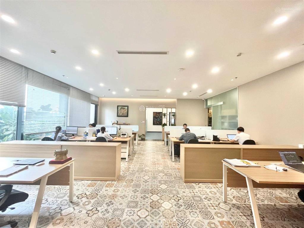 Chính chủ cho thuê vp tại cát linh, đống đa diện tích linh hoạt