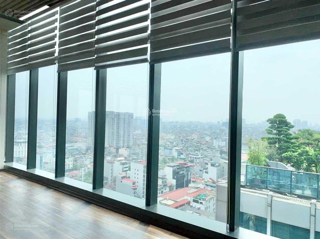 Bql geleximco 36 hoàng cầu cho thuê 200m2 đẹp nhất đống đa giá chỉ 200k/m2