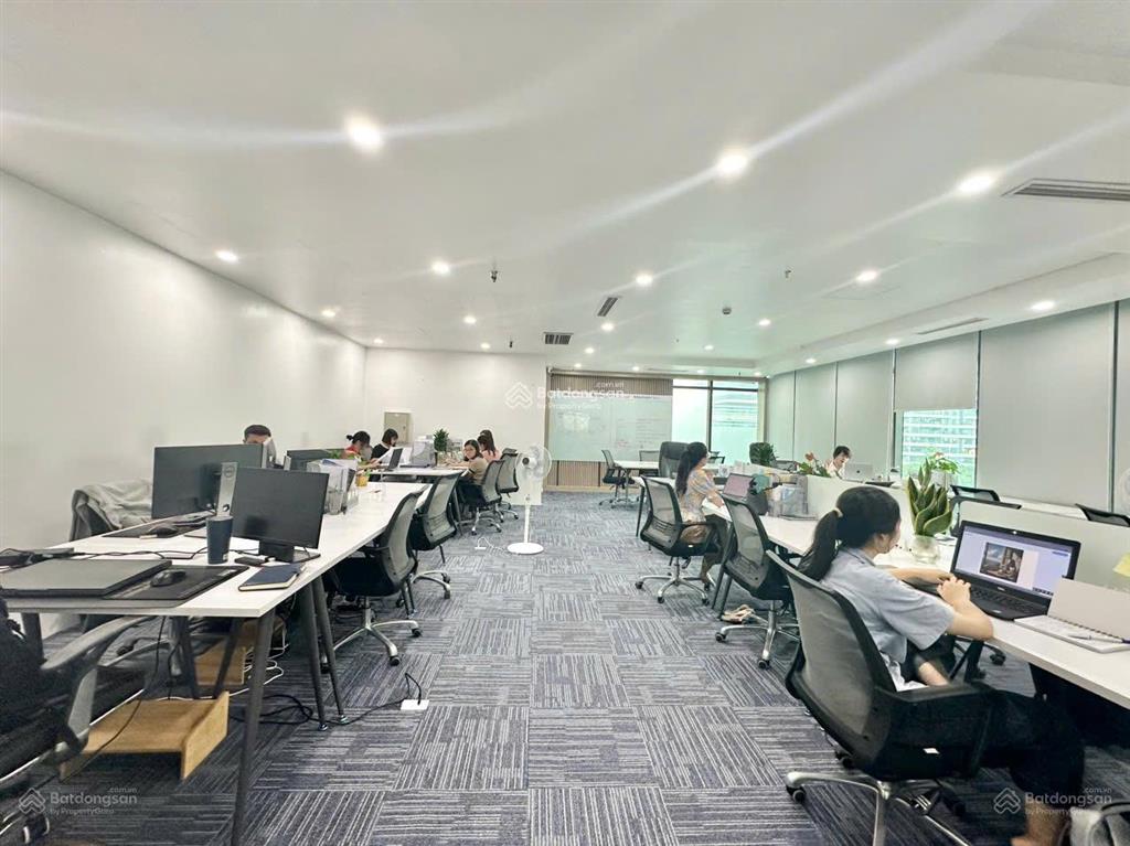 Cho thuê văn phòng giá chỉ 130 nghìn/m tại 66 phố hồng tiến, long biên diện tích 100m2250m2500m2