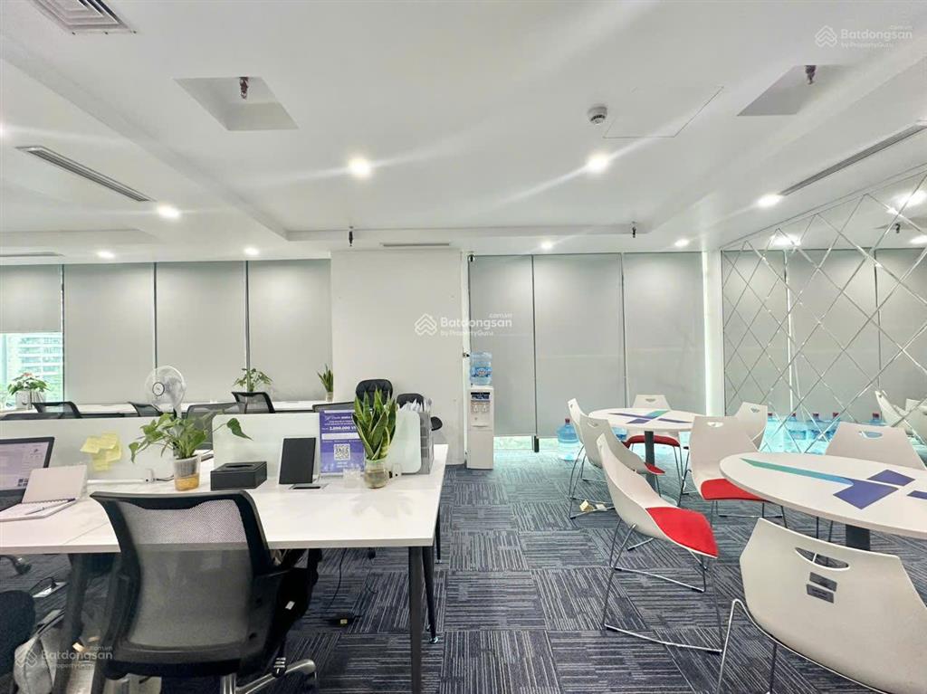 Cho thuê văn phòng giá chỉ 130 nghìn/m tại 66 phố hồng tiến, long biên diện tích 100m2250m2500m2