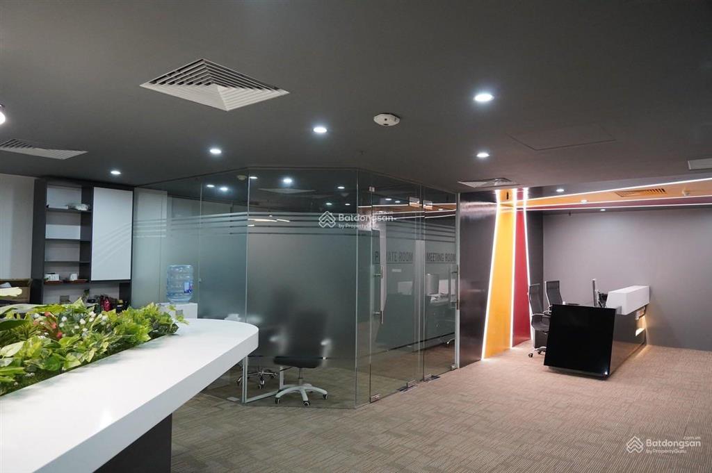 Cho thuê văn phòng giá chỉ 120 nghìn/m tại phố thi sách hbt diện tích 100m2  180m2  350m2  600m2