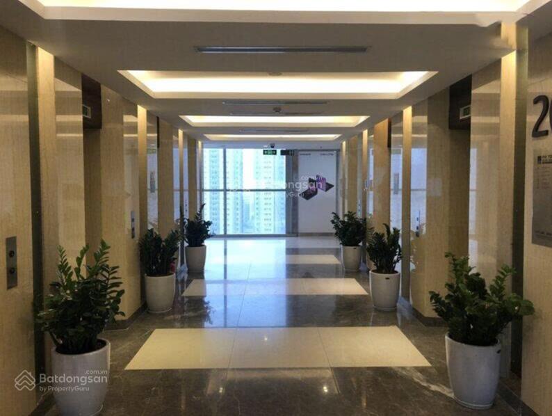 Cho thuê văn phòng pvi tower 200 m2 tại phạm văn bạch, yên hòa, cầu giấy
