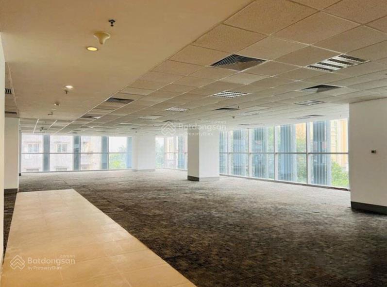 Cho thuê văn phòng pvi tower 200 m2 tại phạm văn bạch, yên hòa, cầu giấy