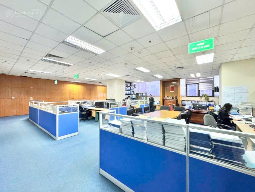 Cho thuê văn phòng 200m2, giá ưu đãi tại tân mai, hoàng mai, hà nội