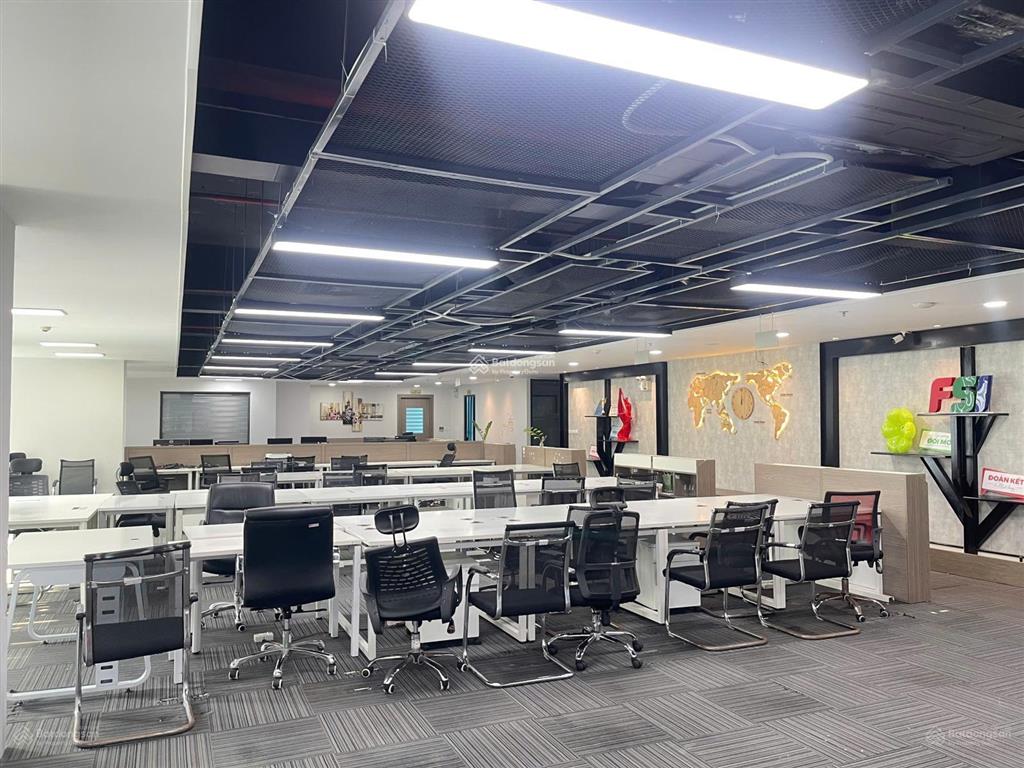 Bql cho thuê sàn vp full nội thất đã có pccc tại tòa ceo phạm hùng diện tích 100m2 giá 180k/m2/th