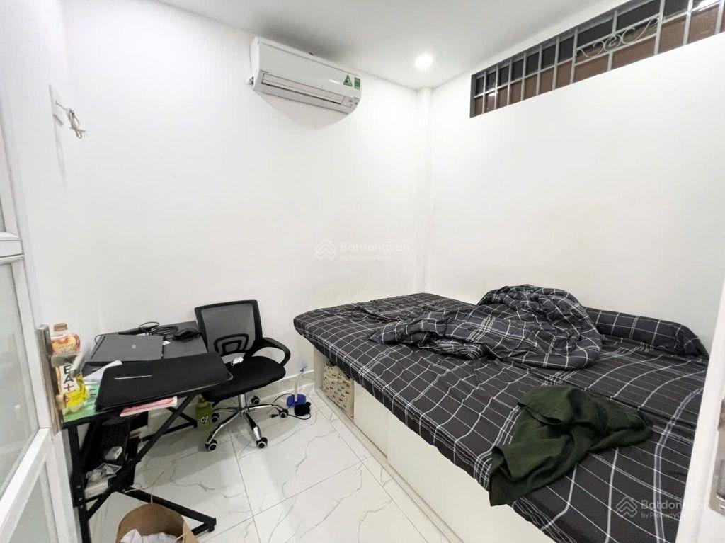 Bq/hàng cực hiếm  nhỉnh 2tỷxx  nhà 30m2 đất, đúc 2 tầng kiên cố còn mới   0708 649 *** ms vân