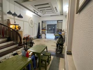 Trung kính 2 ô tô tránh đỗ,mt 4,5m . giá 23,4 tỷ có thương lượng.