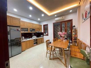 Cần bán nhà phố ngọc thuỵ long biên dt 68 m2 x 4 tầng x 4,5m mt giá 11,8 tỷ