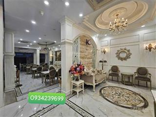 Bán toà khách sạn phố nguyễn văn cừ long biên dt 320 m x9 tầng x9mt giá đàu tư .dòng tiền 800tr/t