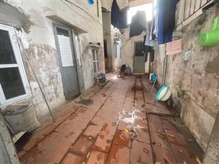 Bán đất tặng nhà c4 đức giang 110 m2x6m mt giá đầu tư 13,1 tỷ ô tô vào nhà. dt và mt rộng giá rẻ