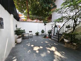 Cần bán mảnh đất phố đức giang dt 105 m x2 tầng x5,7 mt giá đầu tư .ô tô chạy vòng quanh 2 thoáng