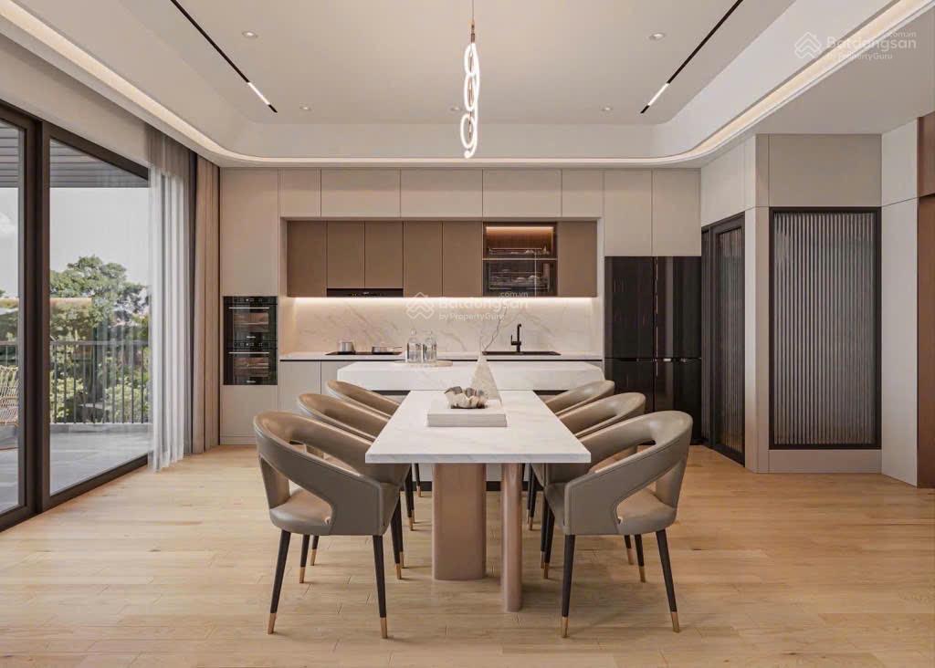 Bán nhà phó ngọc thuỵ dt 50 m x 7 tầng x4,5 mt thang máy gaza ô tô full nội thất hiện đai đẹp .