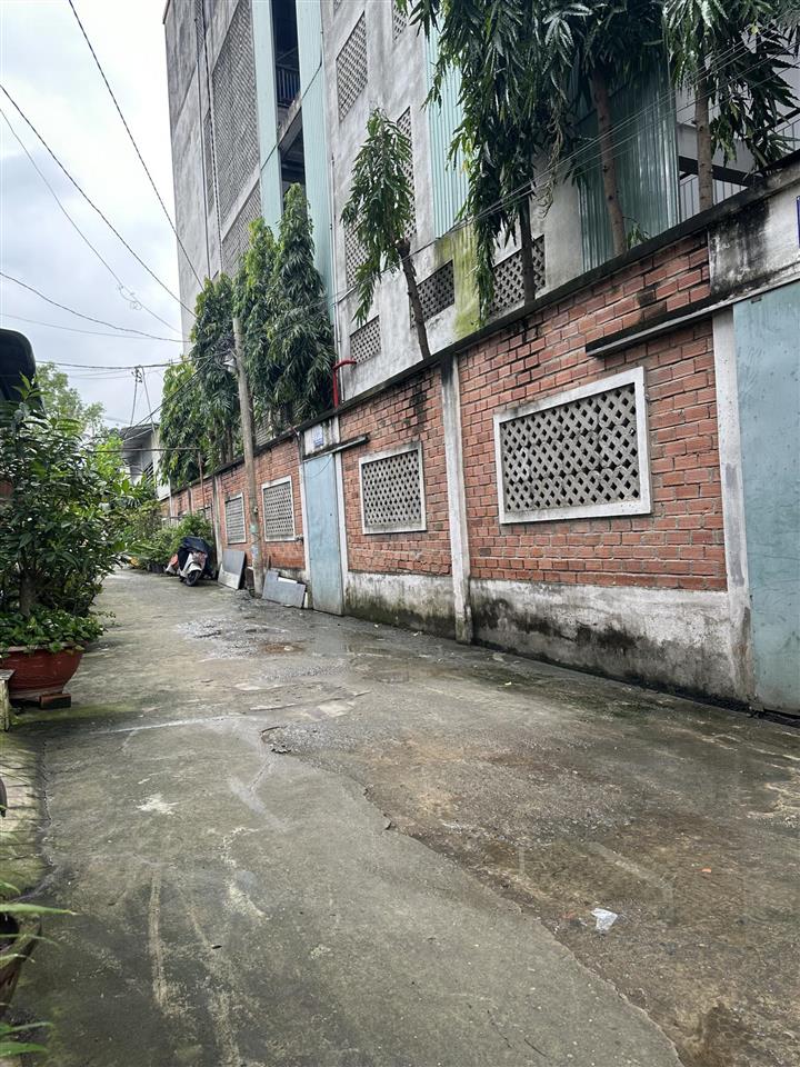 Bán dãy trọ hxh 10 phòng 180m2 chỉ 43tr/m2 ngay ngã 3 mỹ thành  lê văn việt, tân phú, quận 9 cũ.