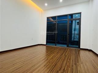 Nhà phố lê trọng tấnphân lôô tô chạy quanh nhàgần phố48m24 tầngmt4,1m
