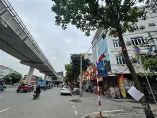 Siêu phẩm ccmn cầu diễn  lô góc 7 tầng  24 phòng khép kín có gác xép  dòng tiền ~1,2 tỉ/năm