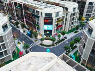 Bán gấp nhà phố soho vị trí đối diện wiyo complex tiện kinh doanh.  0901 956 ***