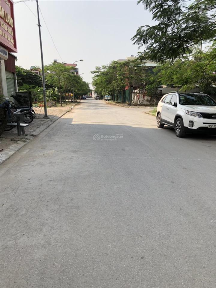 Bán 140m² đất đấu giá việt hưng, đường 13.5m vị trí đẹp ở và kinh doanh, giá 27.9 tỷ