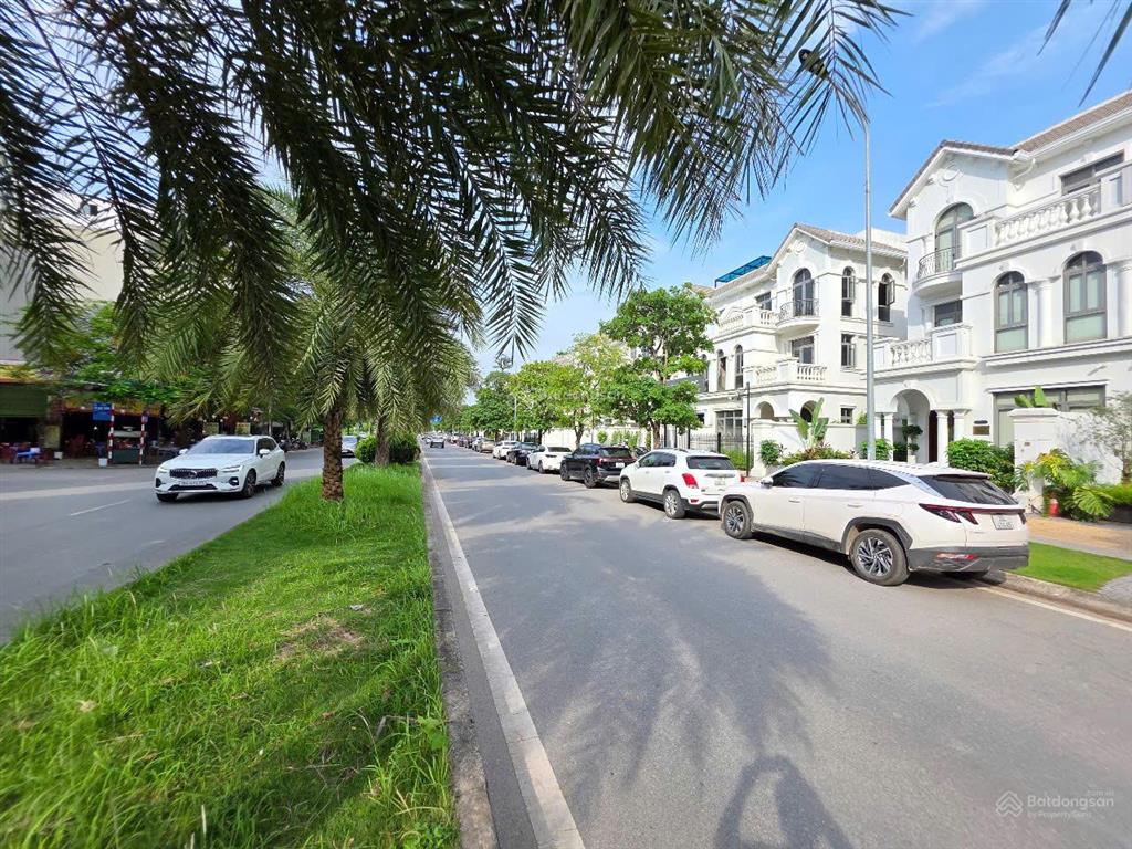 Bán 90m2 đất mặt phố đào đình luyện, việt hưng đường 30m kinh doanh đỉnh, view vinhomes giá 31.8 tỷ